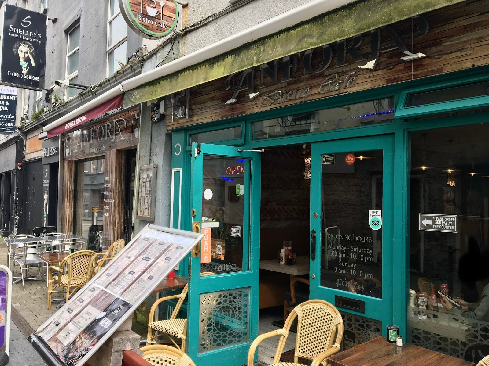 Anfora Bistro Café